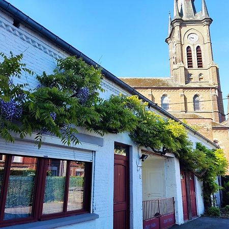 La Demeure Avesnoise Bed & Breakfast Wignehies ภายนอก รูปภาพ