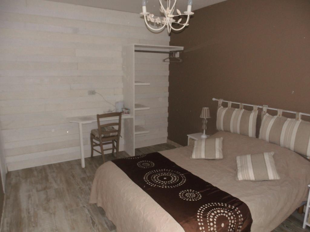 La Demeure Avesnoise Bed & Breakfast Wignehies ห้อง รูปภาพ