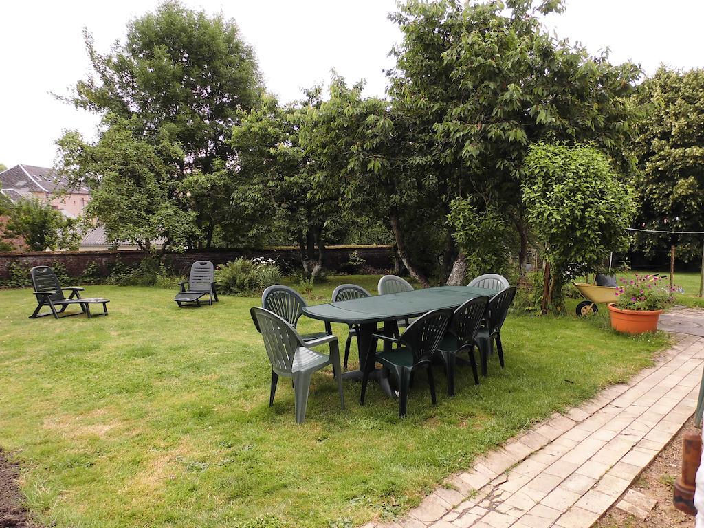 La Demeure Avesnoise Bed & Breakfast Wignehies ภายนอก รูปภาพ